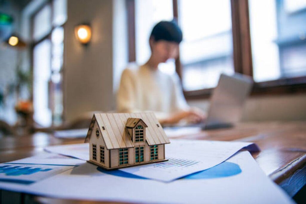 How you can Sell Your Home in This Living!