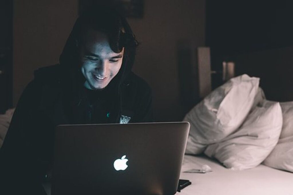 What you could Know About Chat Rooms