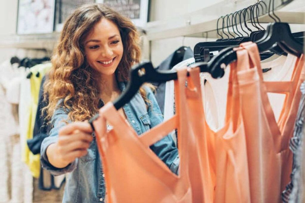 5 Tips To Help You Shop For Clothing Online