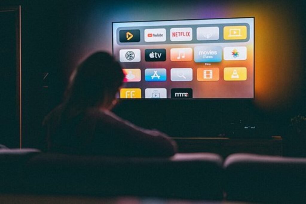 How to Watch Apple TV on Your iPhone or iPad