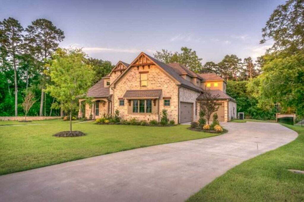 McKee Properties Critiques – Is McKee Properties a Good Match For You?