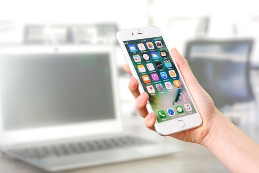 Feet Finder App iPhone Review