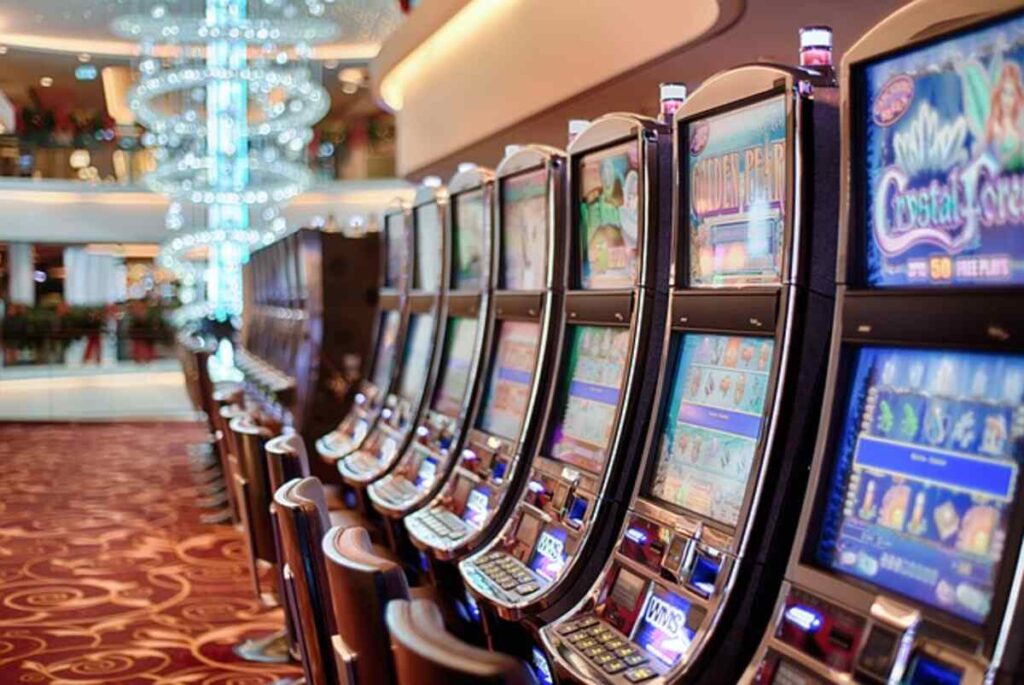 How to Play Slots For Money