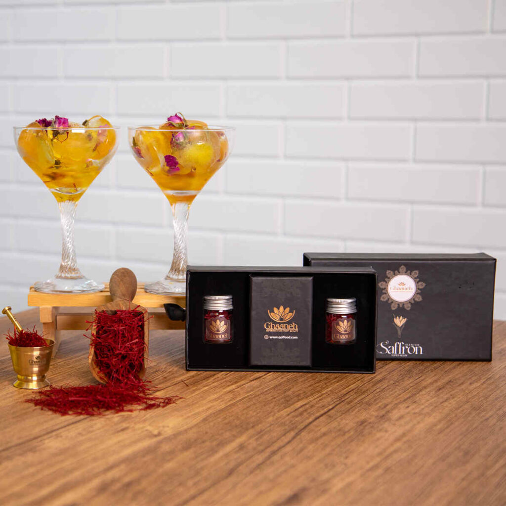What are the key characteristics of pure saffron threads?