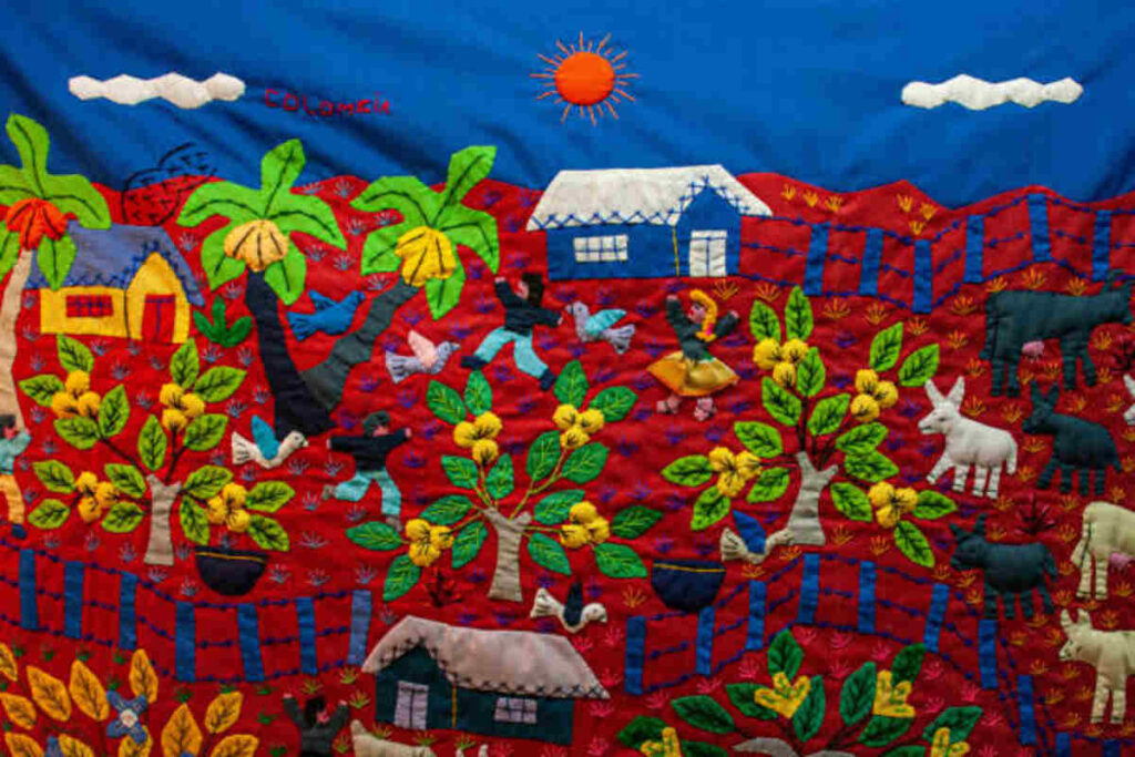 Embroidered With a Captivating Shipli Pattern