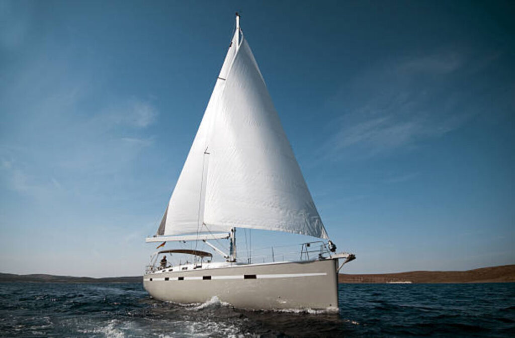 Amel 54 Yacht For Sale