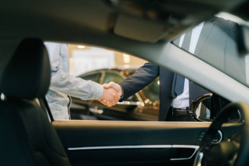 Achieving Top Dollar When You Sell Your Car Online