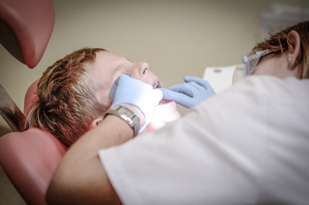 The Benefits of a Dental Chair
