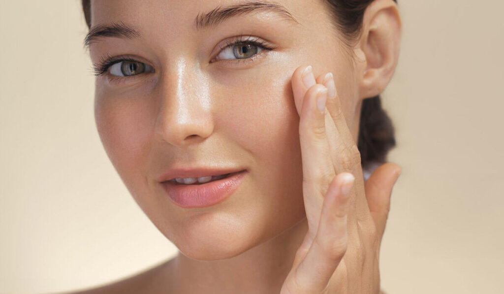 Ditch the Grease: Your Ultimate Guide to Best Skincare Products for Oily Skin